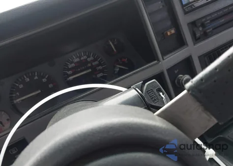 1991 Jeep Cherokee Laredo z USA, uszkodzony, nr VIN 1J4FJ58SXML597313